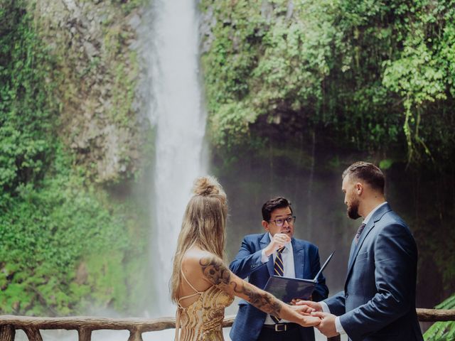 Zach and Lindsey&apos;s Wedding in La Fortuna de San Carlos, Costa Rica 25