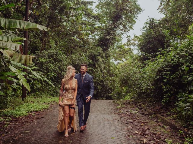 Zach and Lindsey&apos;s Wedding in La Fortuna de San Carlos, Costa Rica 46
