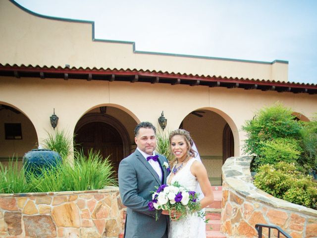 James and Lexy&apos;s Wedding in Conroe, Texas 10