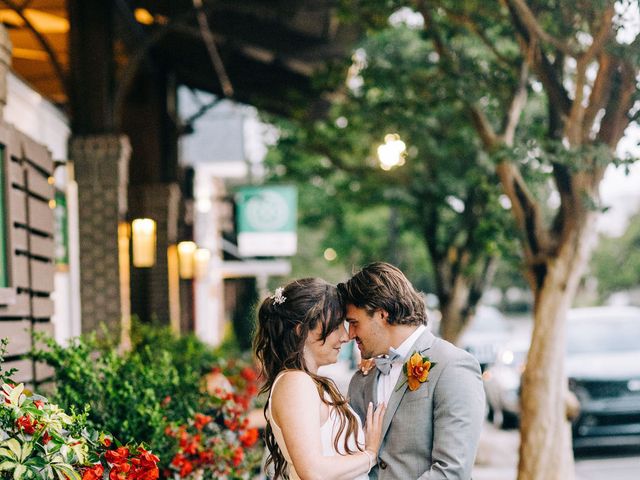 Taylor and Allison&apos;s Wedding in Pensacola, Florida 11