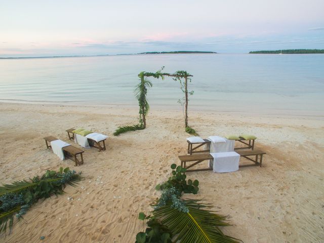 Aubie and Christen&apos;s Wedding in Harbour Island, Bahamas 27