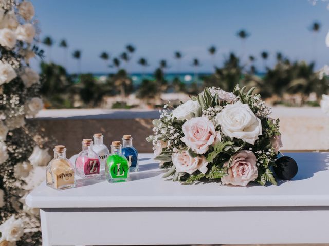 Juan and Cruz&apos;s Wedding in Punta Cana, Dominican Republic 23