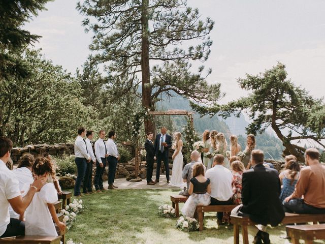 Syd and Adam&apos;s Wedding in Hood River, Oregon 214