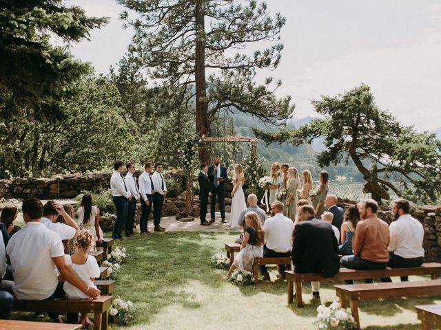 Syd and Adam&apos;s Wedding in Hood River, Oregon 217
