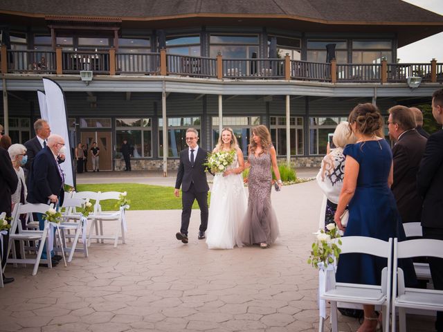 Cameron and Alexis&apos;s Wedding in Port Huron, Michigan 11