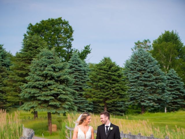 Cameron and Alexis&apos;s Wedding in Port Huron, Michigan 45