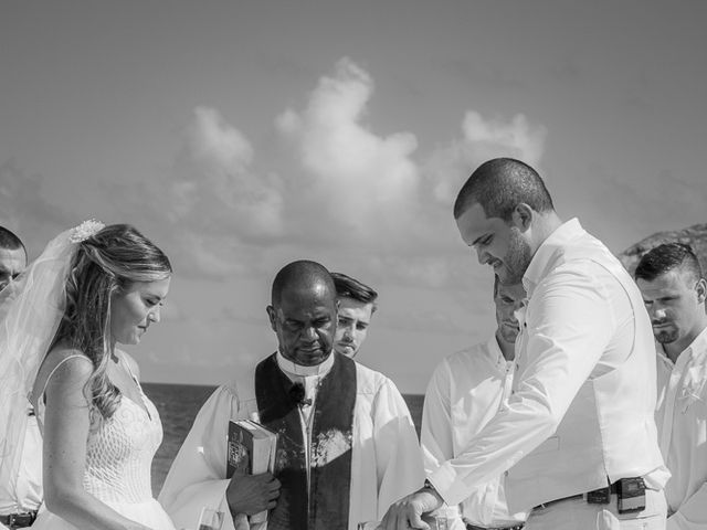Sean and Jillian&apos;s Wedding in Hamilton, Bermuda 11