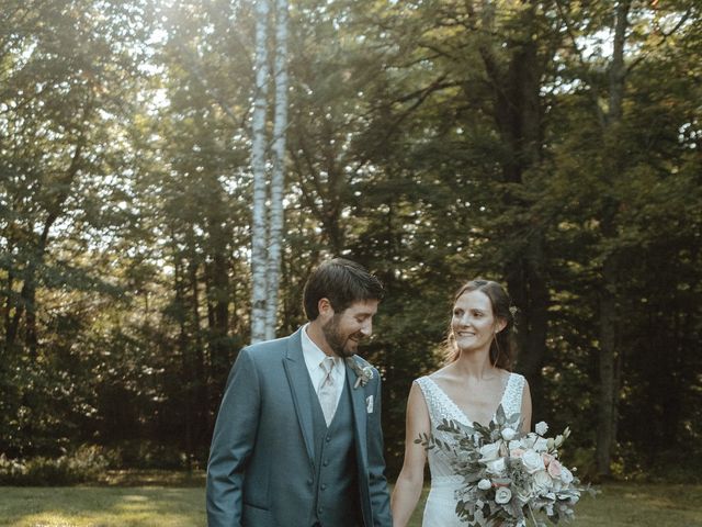Corey and Kelsey&apos;s Wedding in Danbury, New Hampshire 17