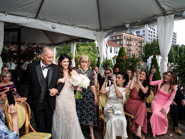 Lana and Kara&apos;s Wedding in New York, New York 42