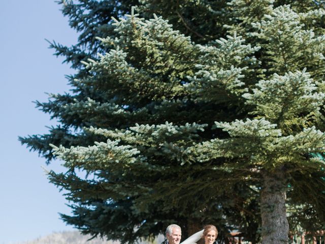 Stephen and Laura's Wedding in South Lake Tahoe, California 15