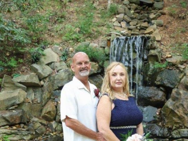 Michael and Pamala&apos;s Wedding in Gatlinburg, Tennessee 3