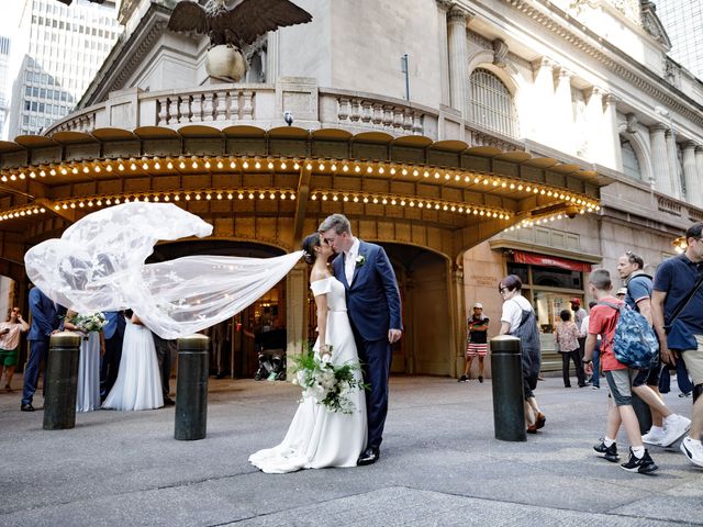 Ryan and Stephanie&apos;s Wedding in New York, New York 30