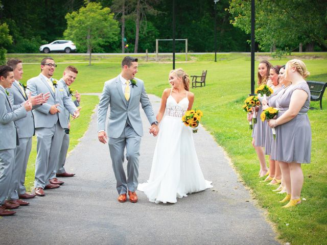 Zachary and Rachel&apos;s Wedding in Pittsburgh, Pennsylvania 9