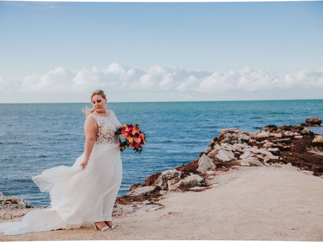 Larry and Amanda&apos;s Wedding in Marathon, Florida 19