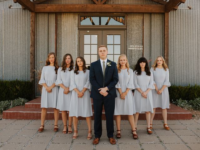 Mark and Taylor&apos;s Wedding in Decatur, Texas 4