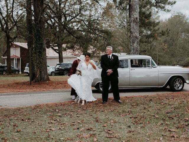 Joshua and Kristena&apos;s Wedding in Ohatchee, Alabama 12