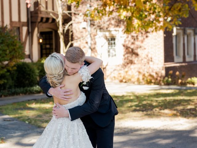 Keith and Ariel&apos;s Wedding in Cincinnati, Ohio 49