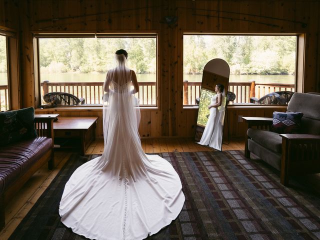 Eric and Summer&apos;s Wedding in Leavenworth, Washington 31