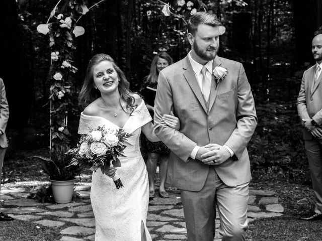 Justine and Nick&apos;s Wedding in Benton Harbor, Michigan 9