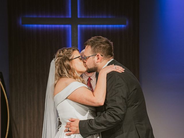 Megan and Levi's Wedding in Waconia, Minnesota 11