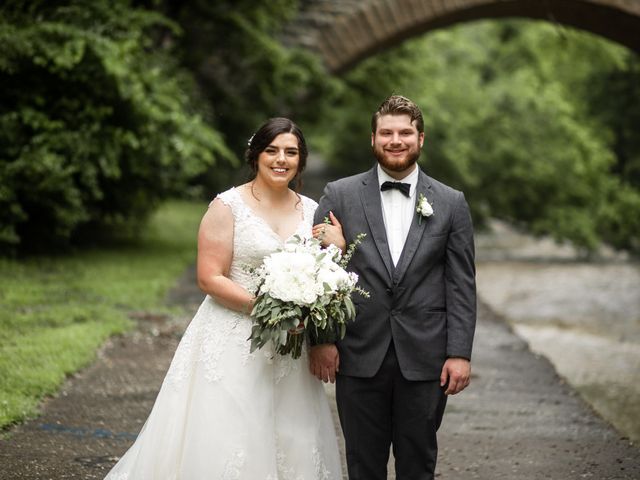 Andrew and Amber&apos;s Wedding in Quincy, Missouri 60