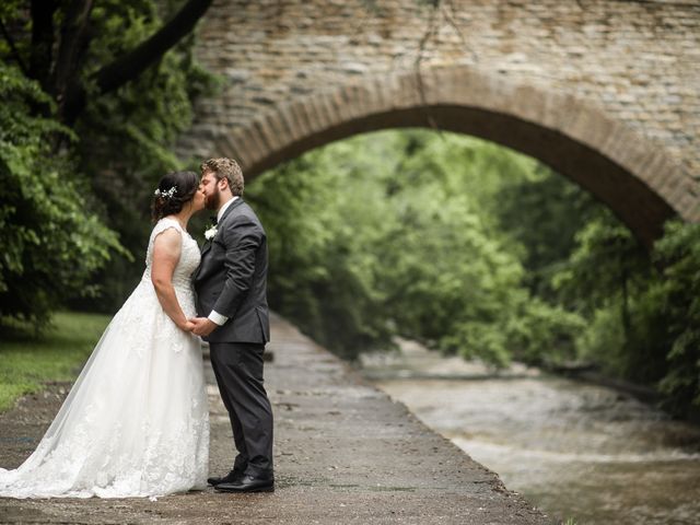 Andrew and Amber&apos;s Wedding in Quincy, Missouri 61