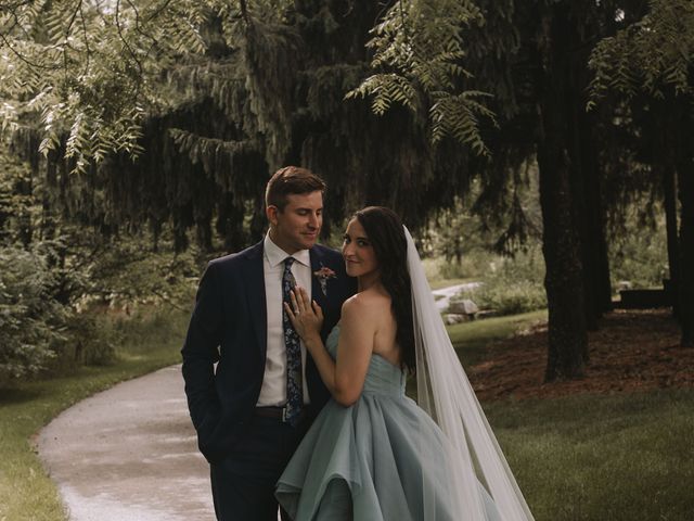 Nicholas and Kaylee's Wedding in De Pere, Wisconsin 17