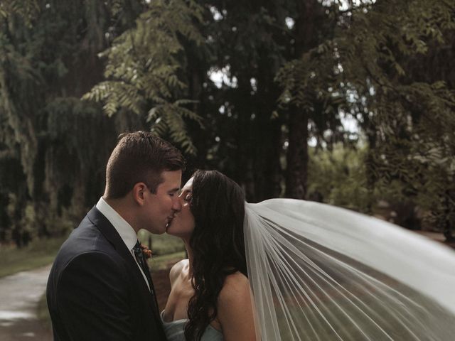 Nicholas and Kaylee's Wedding in De Pere, Wisconsin 18