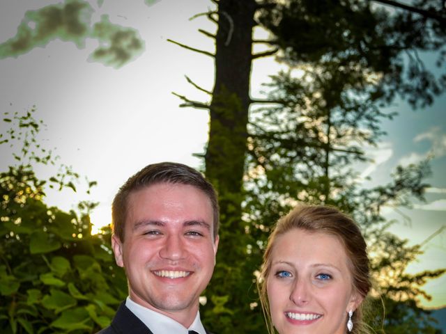 Nikolai and Brittany&apos;s Wedding in Sevierville, Tennessee 8