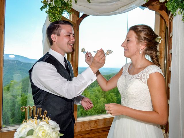Nikolai and Brittany&apos;s Wedding in Sevierville, Tennessee 12