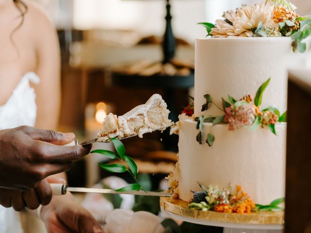 Wes and Lauren&apos;s Wedding in Grand Rapids, Michigan 9