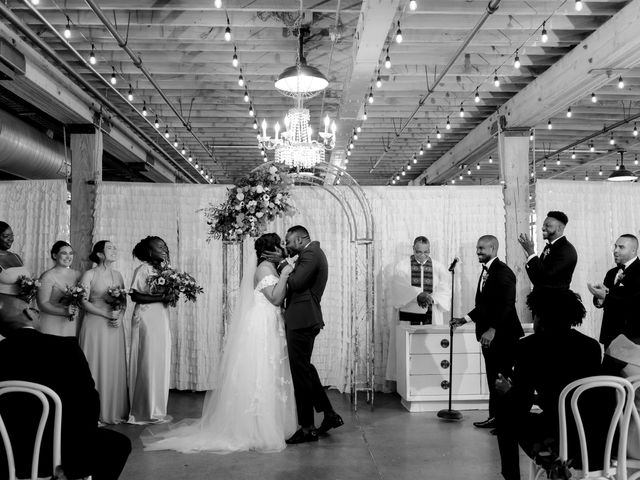 Wes and Lauren&apos;s Wedding in Grand Rapids, Michigan 38