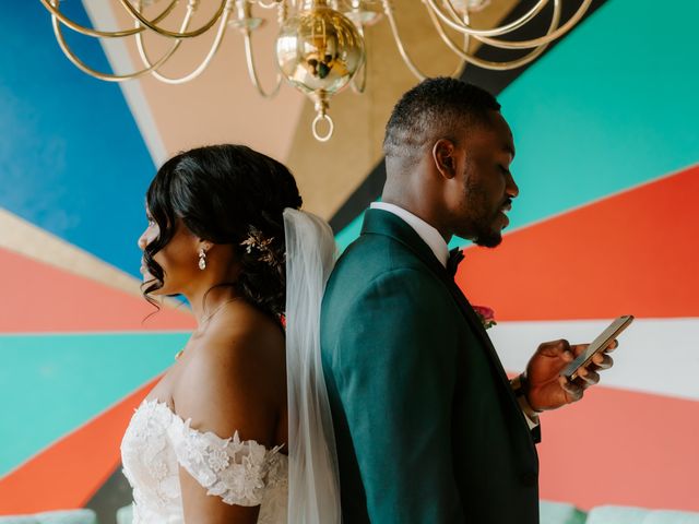 Wes and Lauren&apos;s Wedding in Grand Rapids, Michigan 52