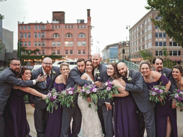 Quinn and Kaitlyn&apos;s Wedding in Milwaukee, Wisconsin 40