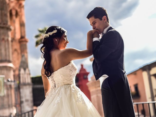 Daniel and Erika&apos;s Wedding in San Miguel de Allende, Mexico 15