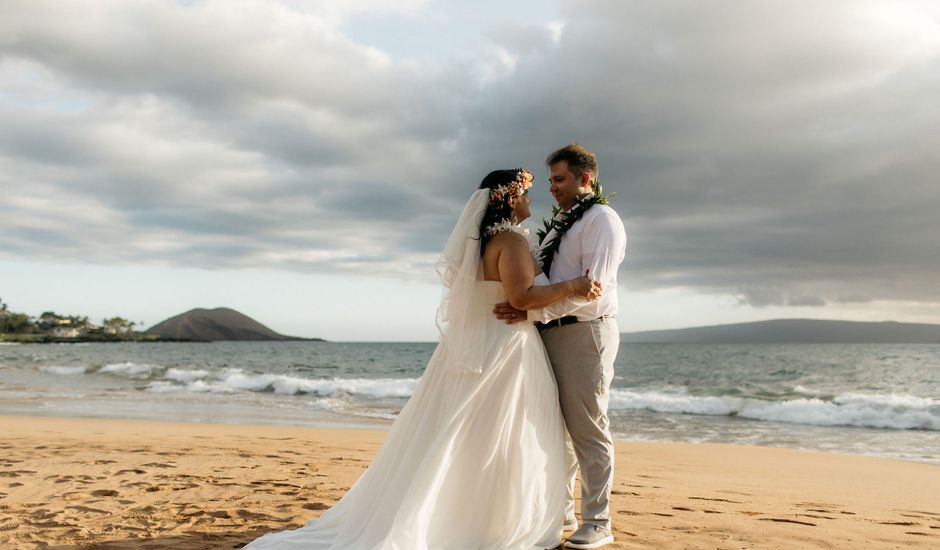 Yevhen and Alexandra's Wedding in Lahaina, Hawaii