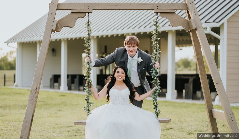 Ben and Yesennia's Wedding in Alvin, Texas