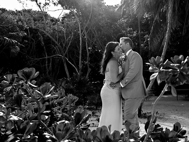 Brian and Cara's Wedding in Playa del Carmen, Mexico 32