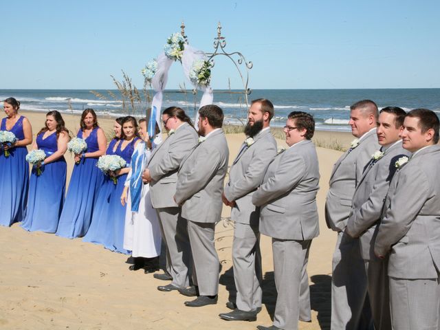 Kendra and Sean&apos;s Wedding in Virginia Beach, Virginia 11
