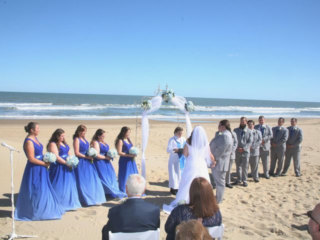 Kendra and Sean&apos;s Wedding in Virginia Beach, Virginia 14