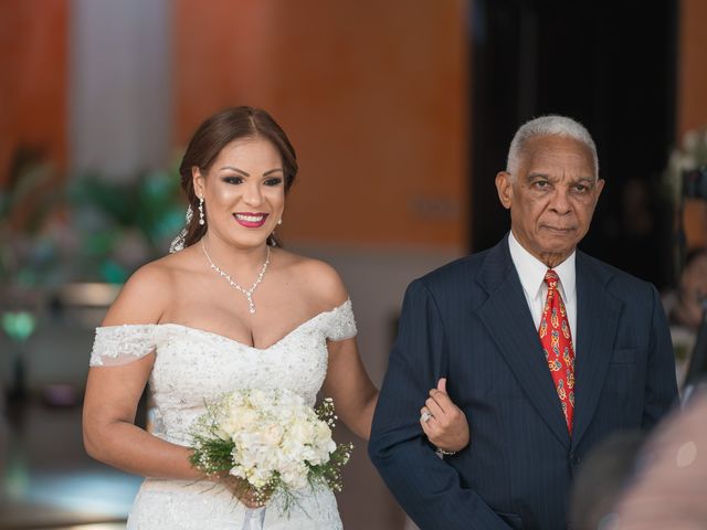 Julio and Vanessa&apos;s Wedding in Santo Domingo, Dominican Republic 16