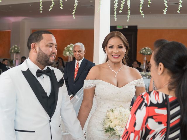 Julio and Vanessa&apos;s Wedding in Santo Domingo, Dominican Republic 20