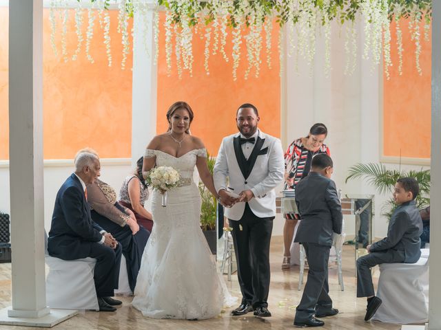 Julio and Vanessa&apos;s Wedding in Santo Domingo, Dominican Republic 29
