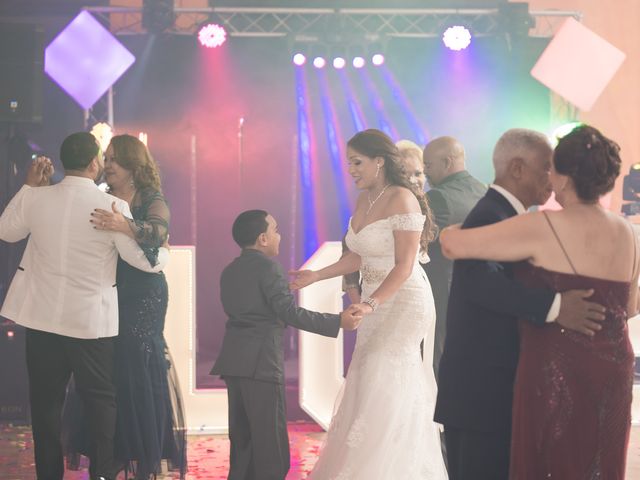 Julio and Vanessa&apos;s Wedding in Santo Domingo, Dominican Republic 33