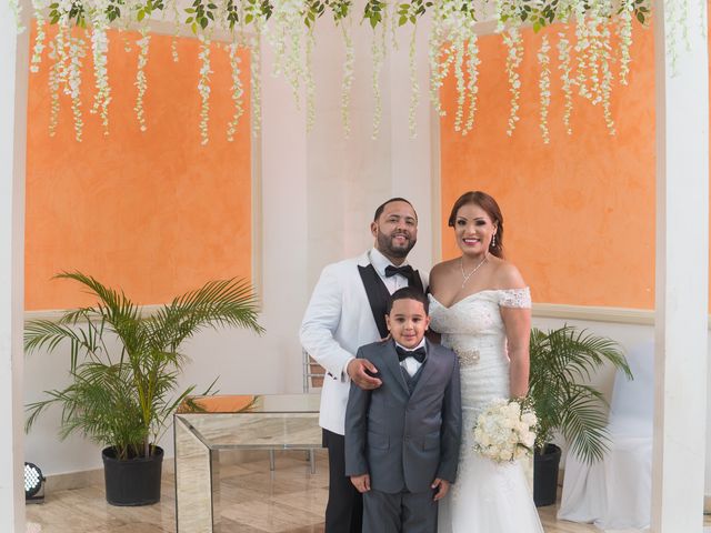 Julio and Vanessa&apos;s Wedding in Santo Domingo, Dominican Republic 36