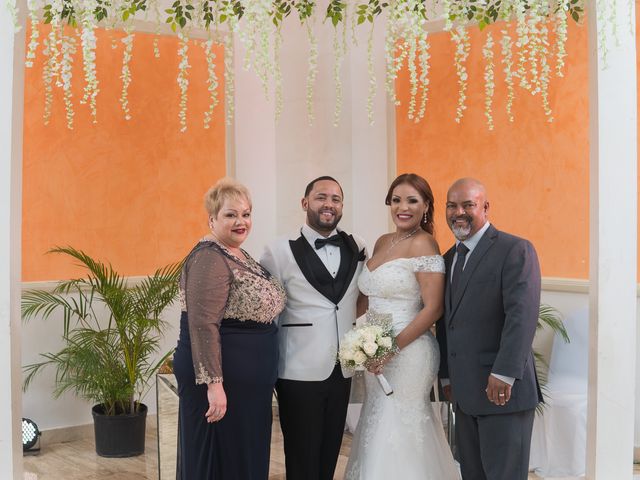 Julio and Vanessa&apos;s Wedding in Santo Domingo, Dominican Republic 39