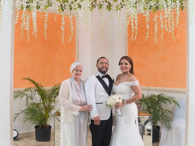 Julio and Vanessa&apos;s Wedding in Santo Domingo, Dominican Republic 44