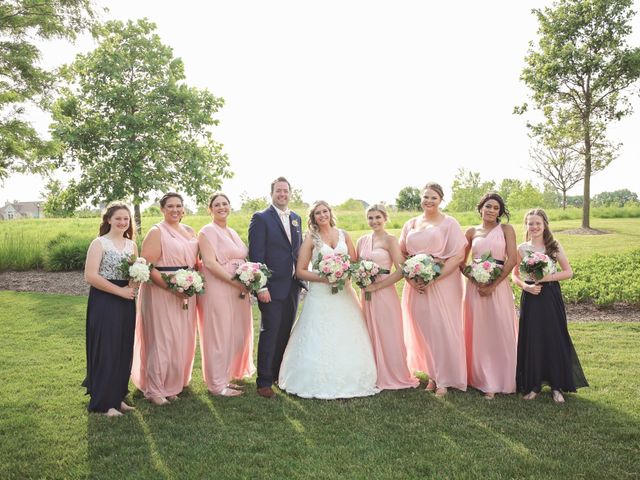 Tanner and Kelsey&apos;s Wedding in Kenosha, Wisconsin 44