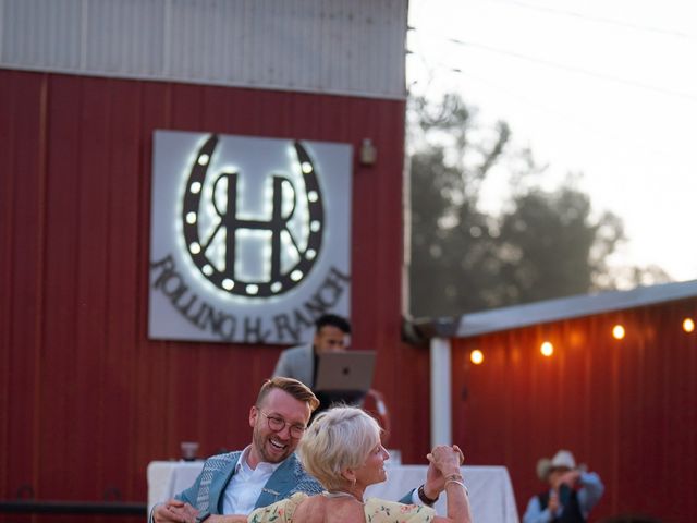 Teigh and Steph&apos;s Wedding in Junction City, Oregon 13