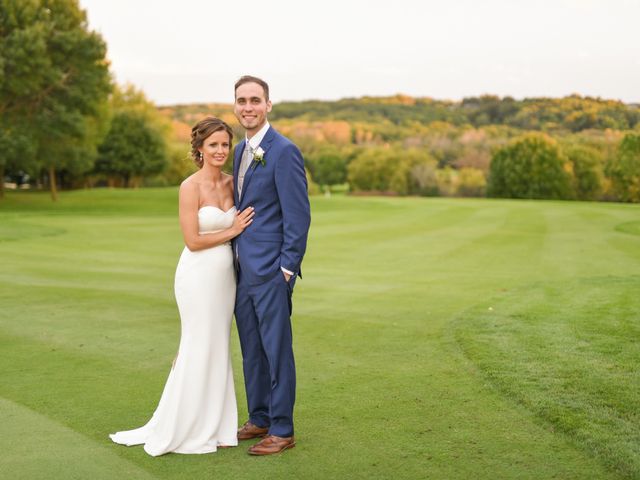 Curtis and Sarah&apos;s Wedding in Pewaukee, Wisconsin 20